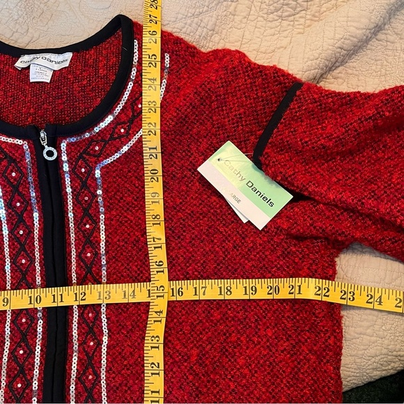 Vintage Cathy Daniels Red Cardigan with Long Sleeves Round Neckline Plus size - Picture 4 of 4